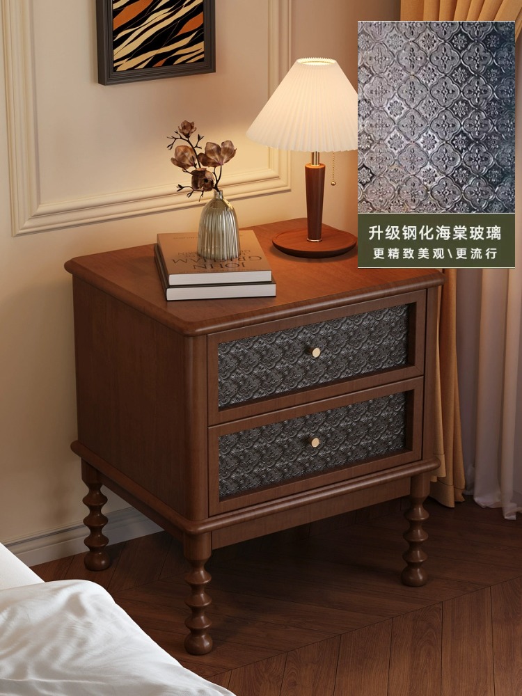 طاولات جانبية عتيقة الطراز مع  - مراجعة Solid Wood Nightstand 2 Drawers وسعره