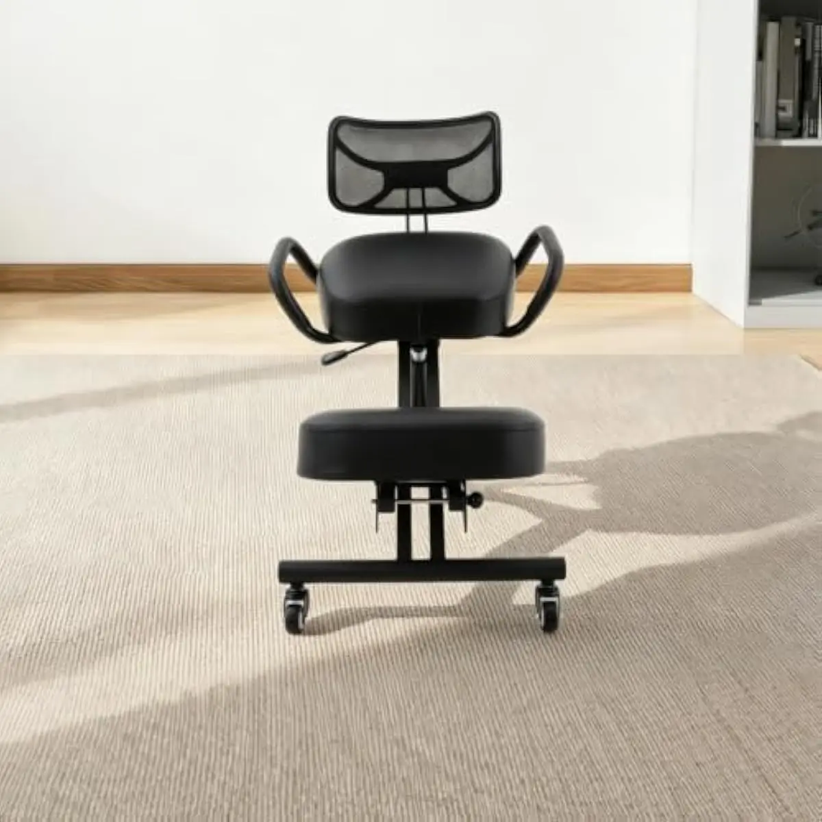 كرسي بتصميم مريح يدعم وضعية ال - مراجعة Chairs وسعره
